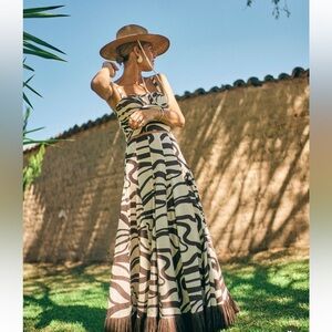 NWT ANTONIO MELANI Style Somers Swirl Print Linen Blend Straw Trim Two Piece Set